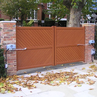 Electric gate kit for swing gates
